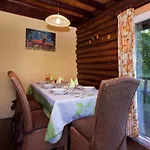 Cozy In فرانكورشومب